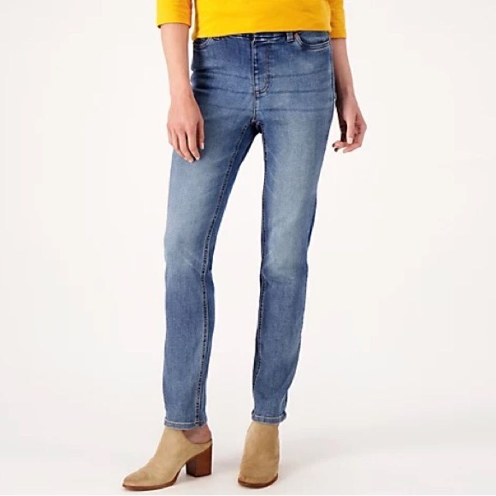 Denim & Co. Canyon Retreat Petite Easy Stretch Denim Jean